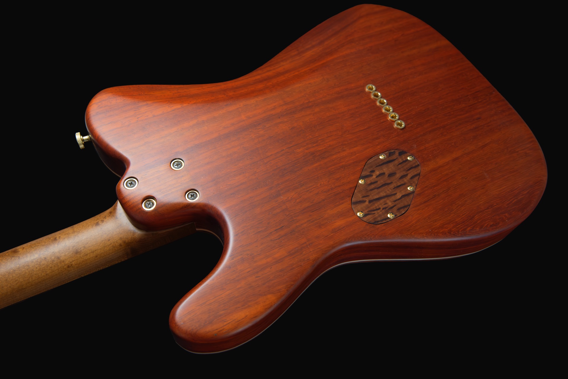 concept_p90_head_front